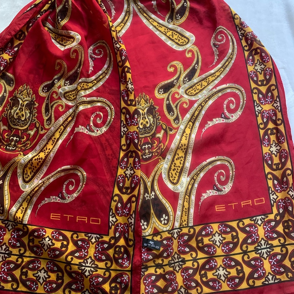 ••SOLD•• ETRO beautiful cashmere/silk scarf - Picture 4 of 7